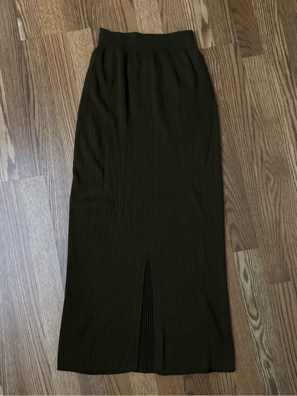 Uniqlo (Mame Kurogouchi) Brown 3D knit ribbed long skirt